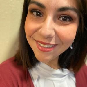 Meet your Posher, Ivette